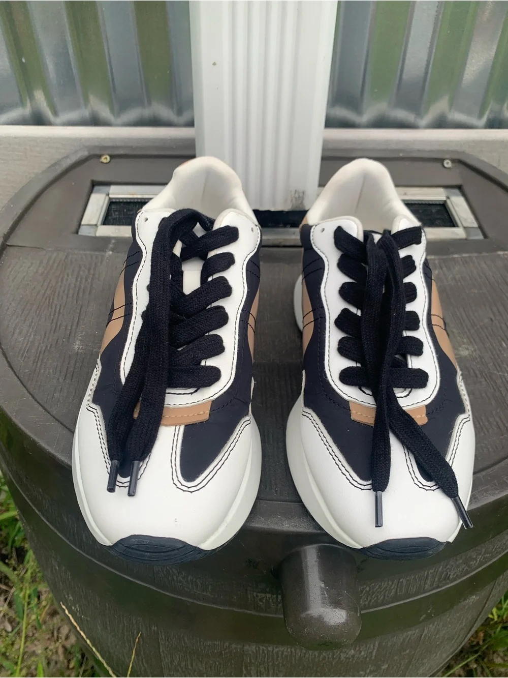 Steve Madden versatile low
